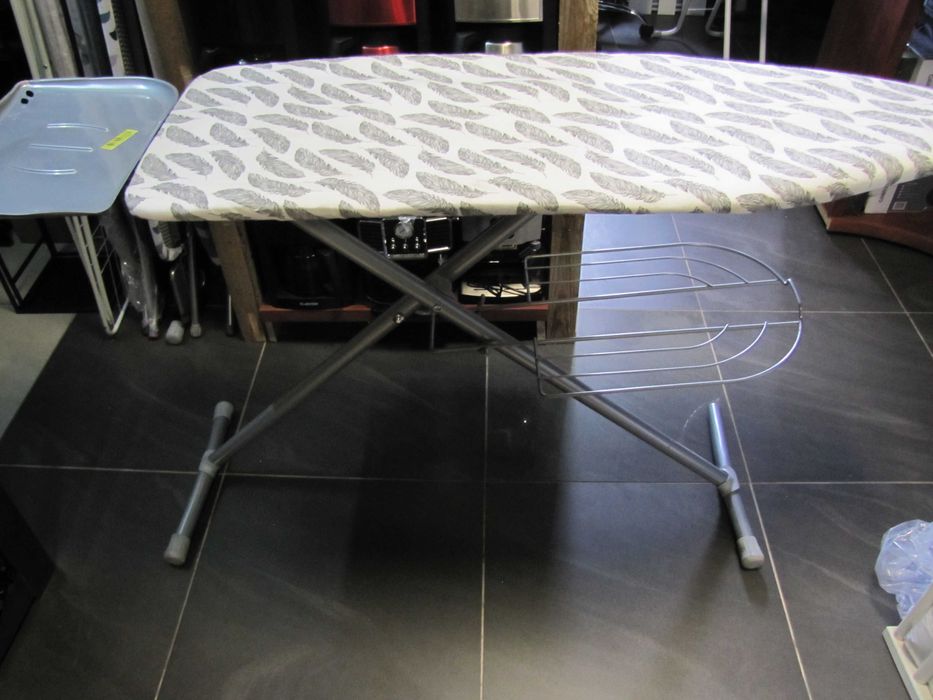 Deska do prasowania TURBO 120x44 cm z grillem i uchwytem na żelazko