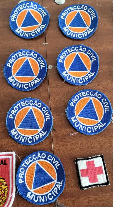 Conjunto 22 Estampas Bordadas Cruz Vermelha Proteção Civil