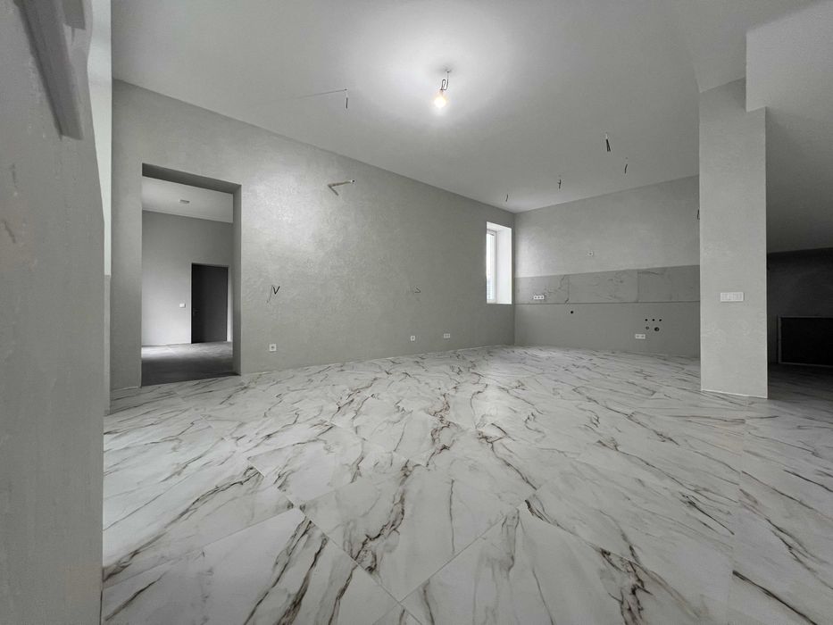 Продам новый 2-этажный дом с ремонтом в Подгородное, Ермолаевка