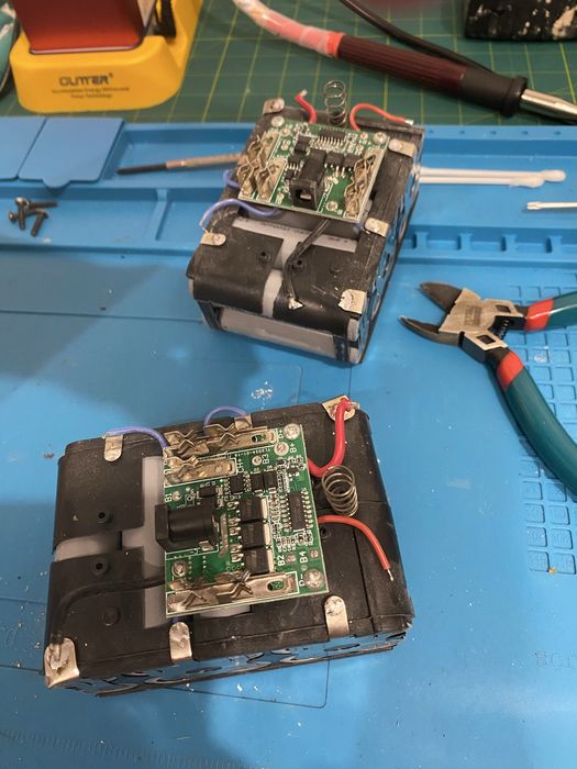 Ремонт, перепаковка та збір нових акумуляторів для електроінструменту