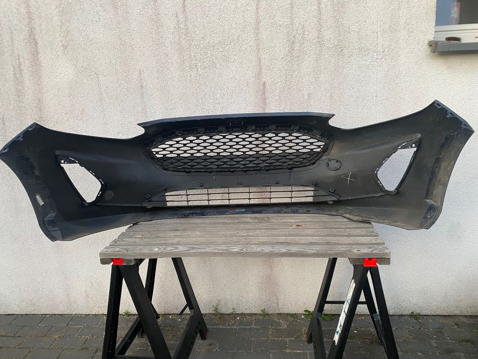 Zderzak ford fiesta mk8