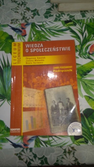 SPRZEDAM - Podręcznik Wiedza o Społeczeństwie (zakres podstawowy)