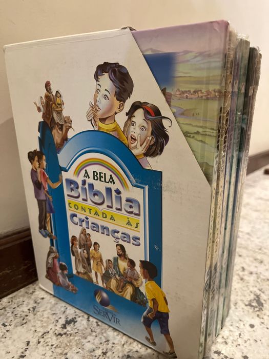 A Bela Bíblia Contada às Crianças