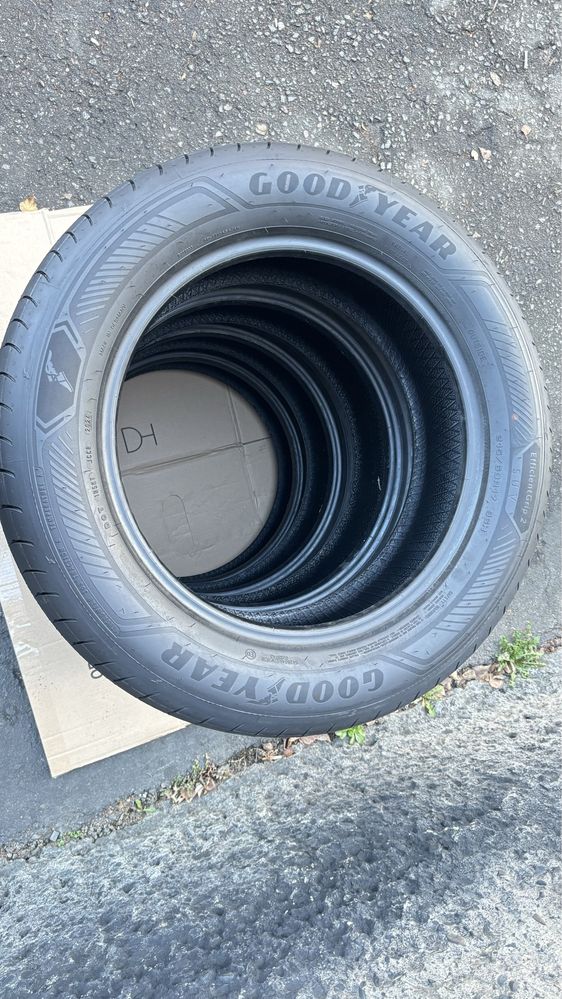 Goodyear  EfficientGrip 2 SUV 215/60/17 z 2024 rok nowe demo
