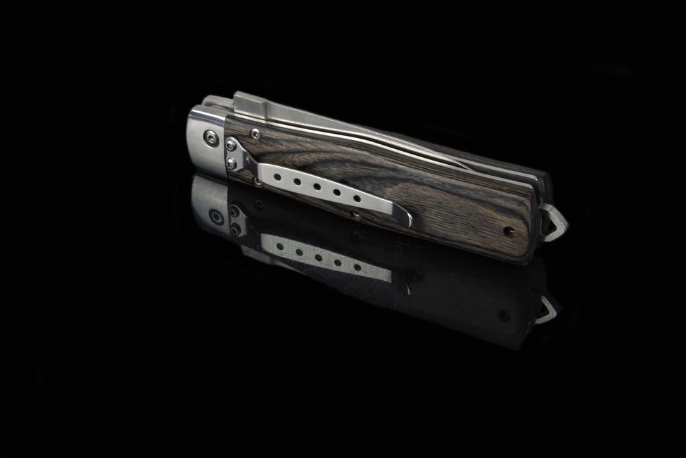 Nóż scyzoryk sprężynowy  model PREDATOR typ zamka Mikov KN27