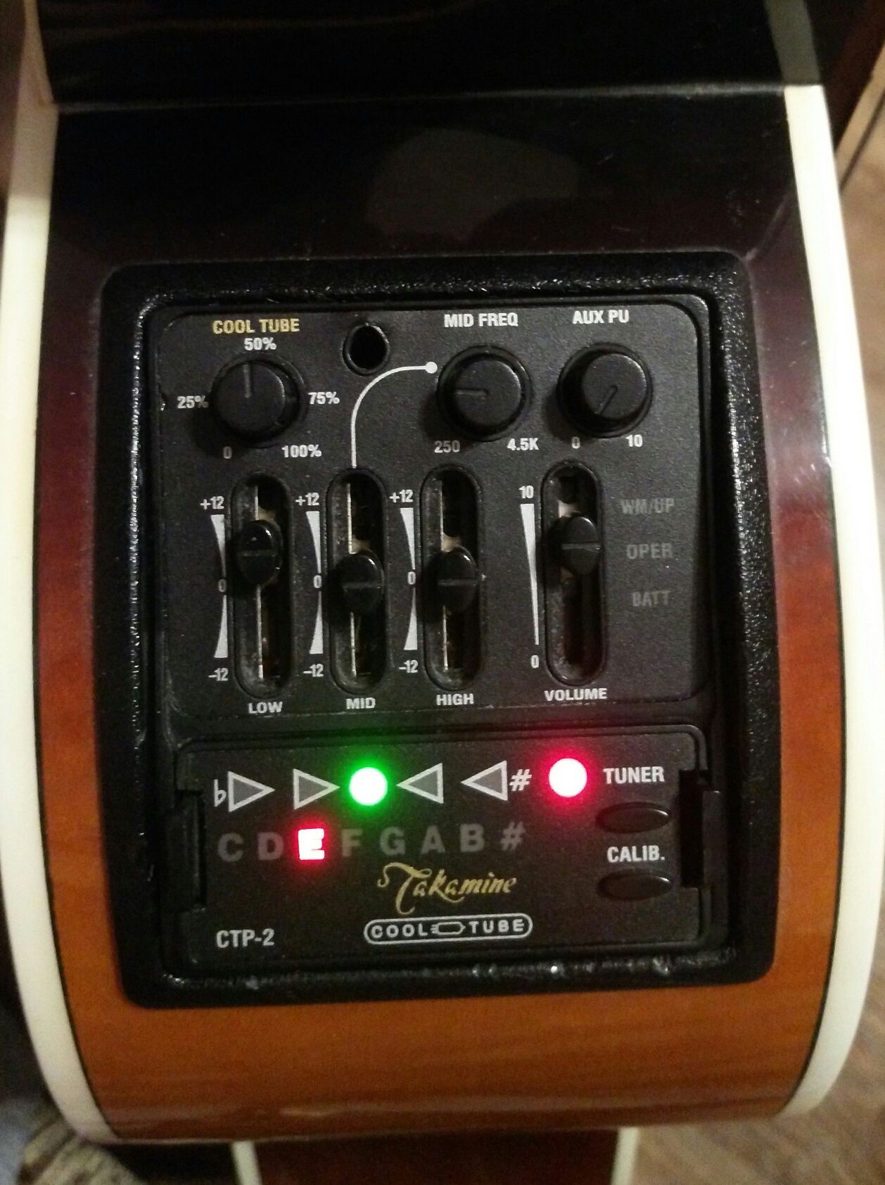 Гитара Takamine FP450SMC с ламповым предусилителем