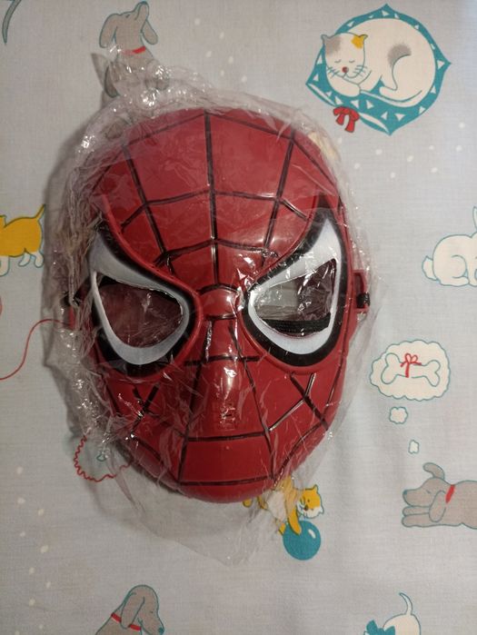 Новая маска Человек Паук, Spider Man