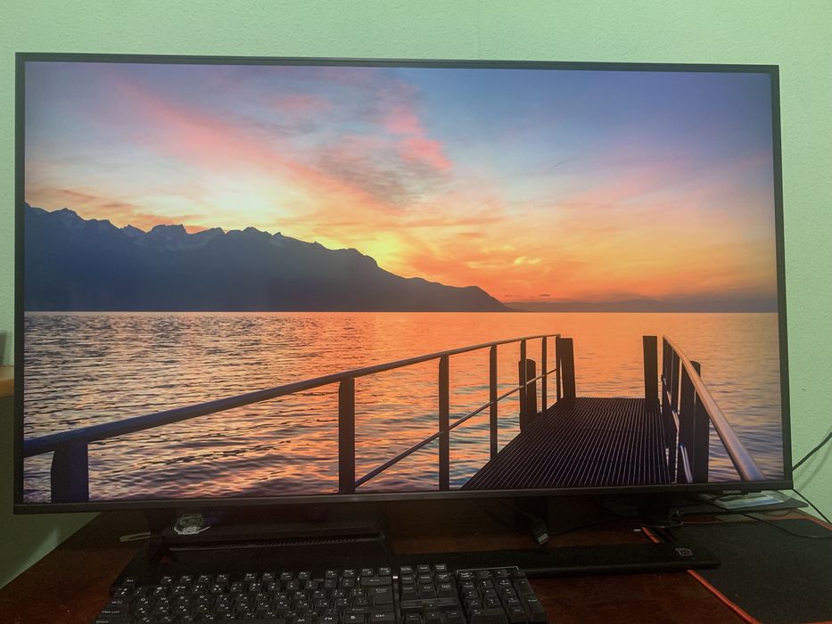 Телевизор Samsung UE43AU9000