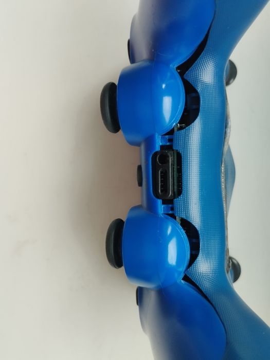 Продам Dualshock 4 оригінал