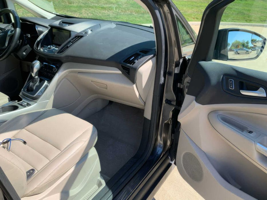 Ford C-Max      2015