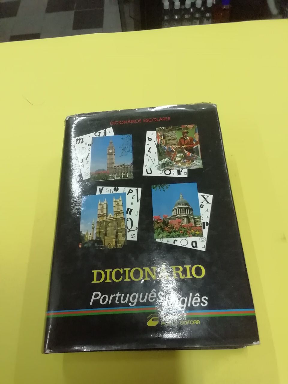 Dicionário Português - Inglês da Porto Editora