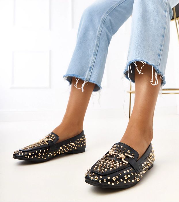 Czarne mokasyny zdobione ćwiekami Lea