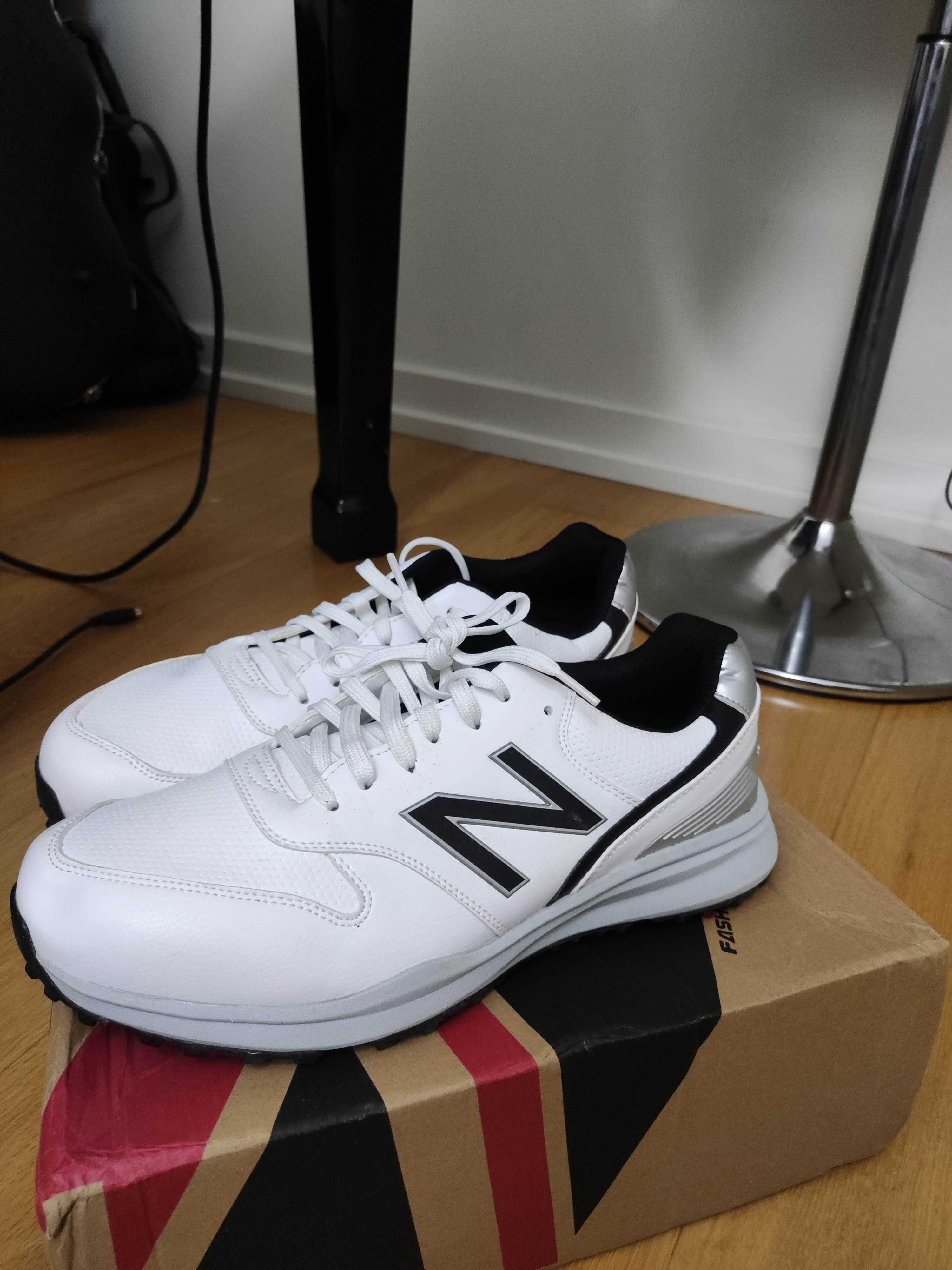 Sapatos golfe New Balance novos na caixa