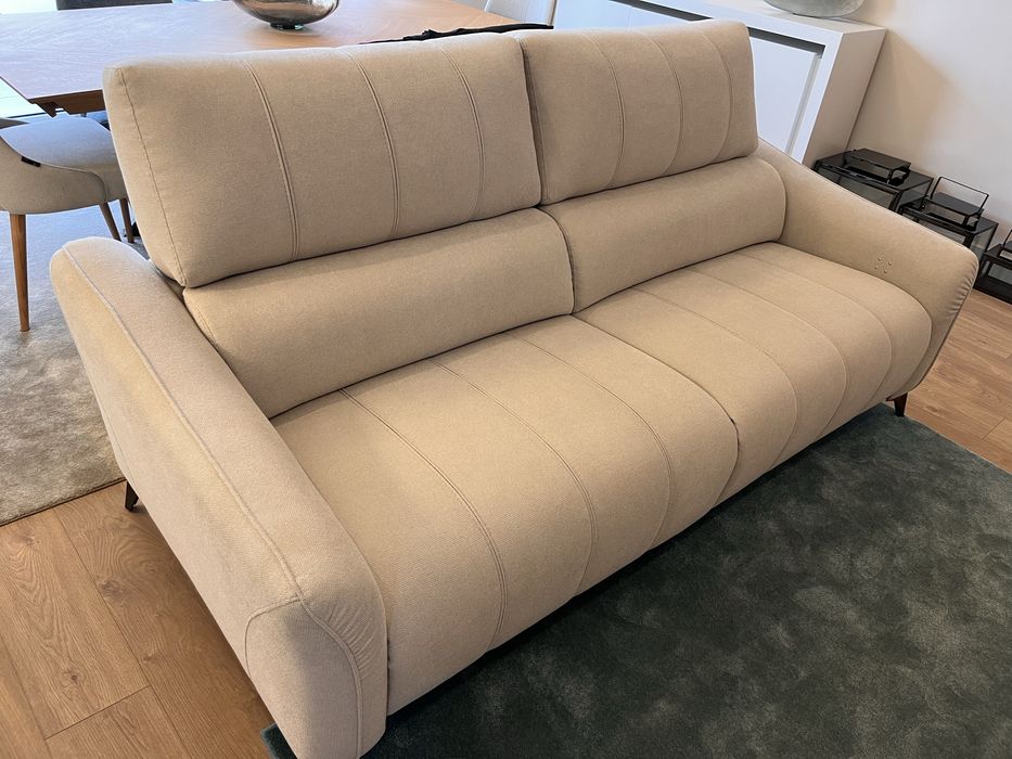 Sofa marca Escorpiao NOVOS