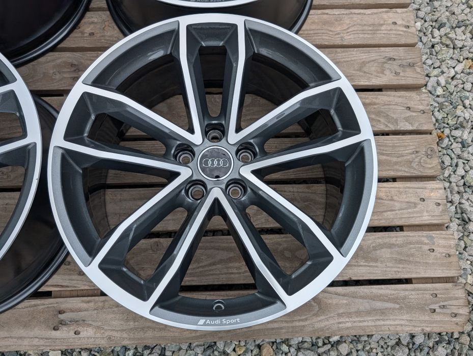 Oryginalne felgi Audi A4 A5 8W0 Sline 19" 5x112 ET32