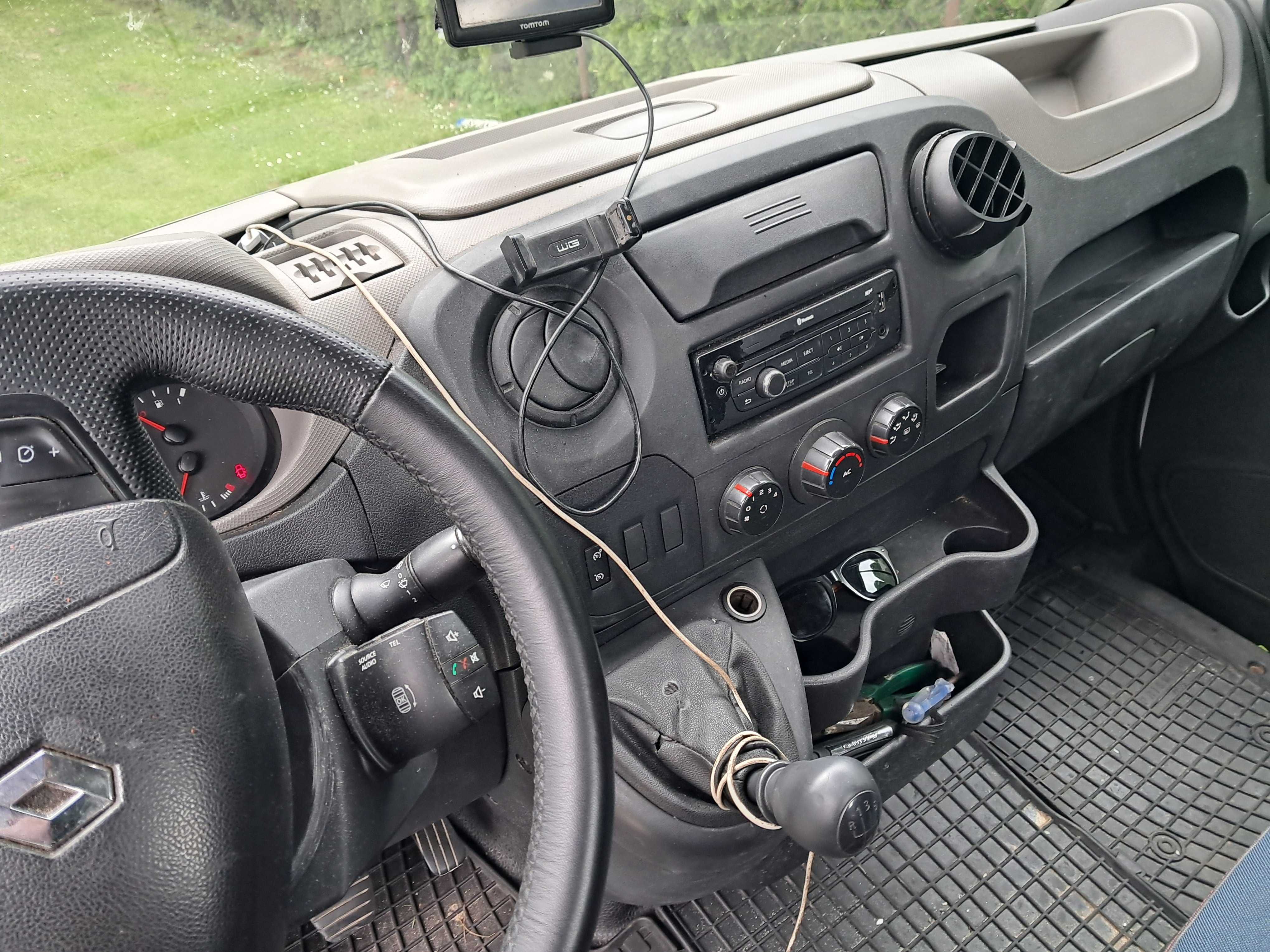 Autolaweta Renault Master 2.3dci 150km
