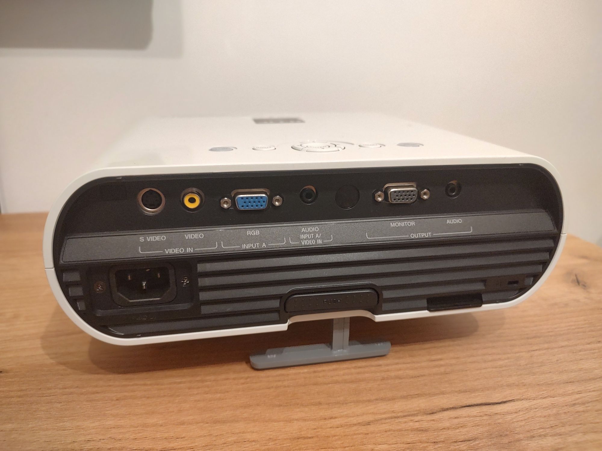 Projektor Sony _