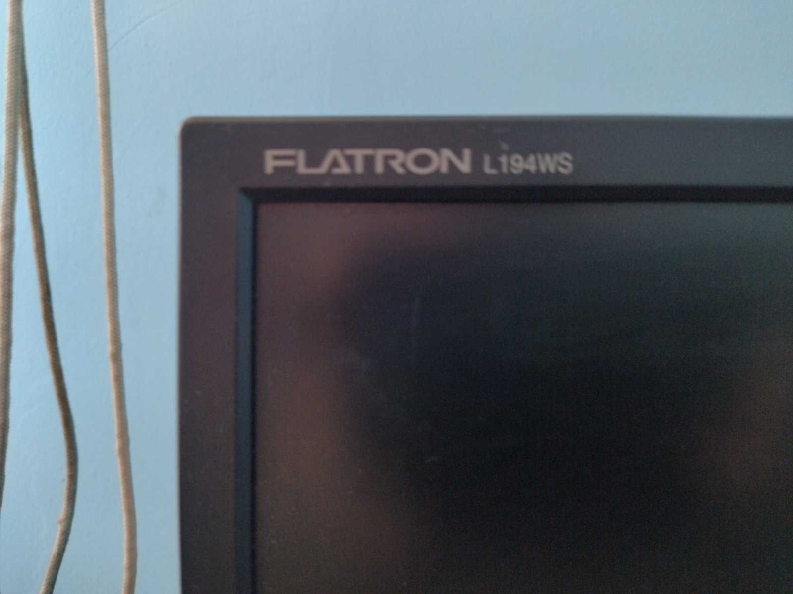 Продам монитор LG Flatron L194WS