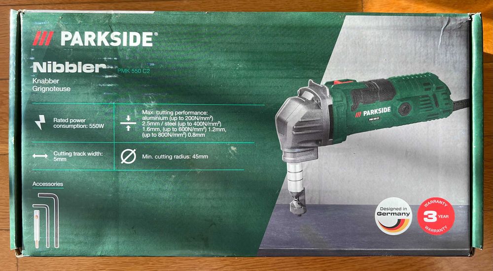 Elektryczne nożyce do cięcia blachy skokowe Parkside PMK 550 C2 550W