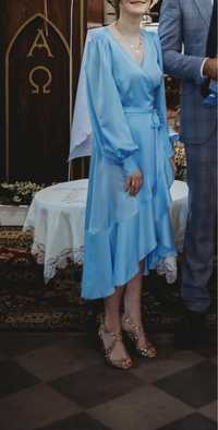 Niebieska sukienka Castellani