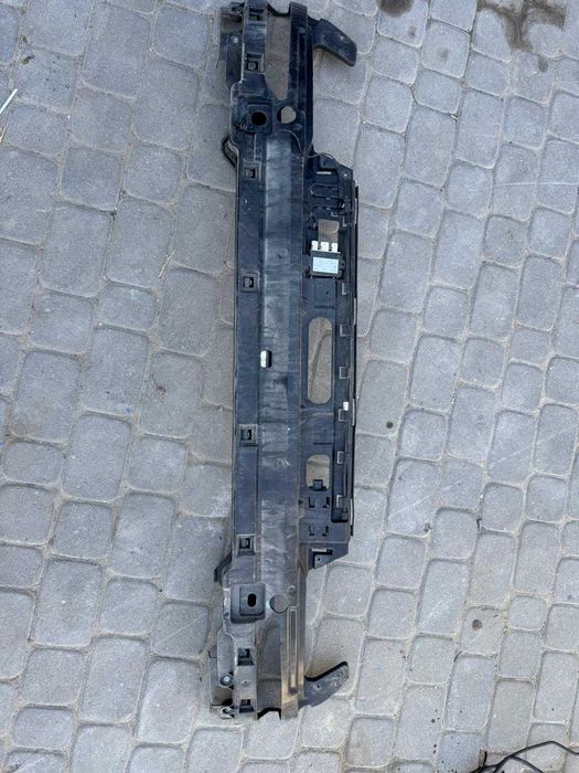 Mocowanie ślizg wzmocnienie zderzak tył BMW 7 F01 15-