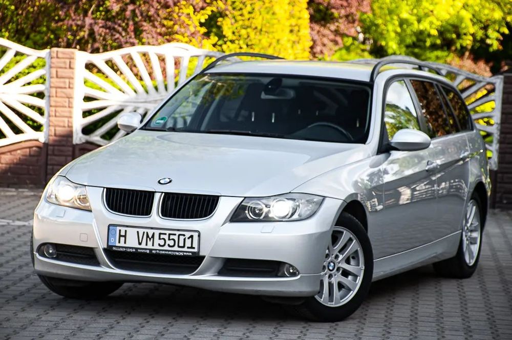 BMW Seria 3 Piękna BMW E91!PDC Xenon!