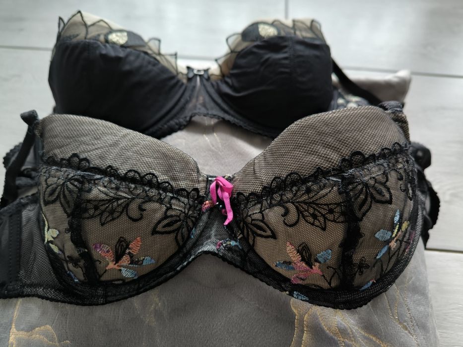 Dwa biustonosze Gorteks 75C, bardzo dobry stan. Polecam