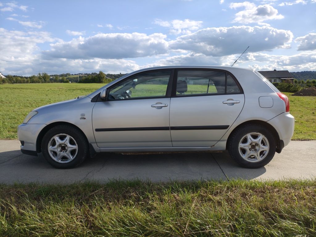 Toyota Corolla e12 2.0 D4D