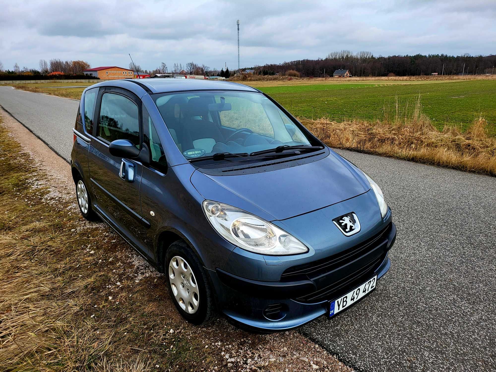 PEUGEOT 1007 1.4 HDI klima el.otwierane drzwi tempomat hak JAK NOWY