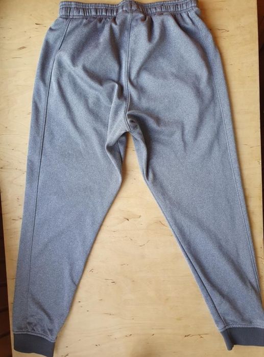 Чоловічі спортивні штани under armour  розмір м.