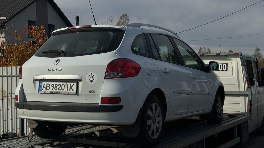 Рено Кліо 3 після маленького ДТП