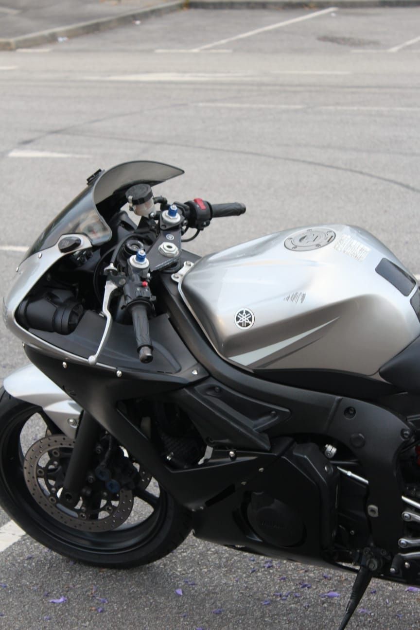 Yamaha R6 2003 A2