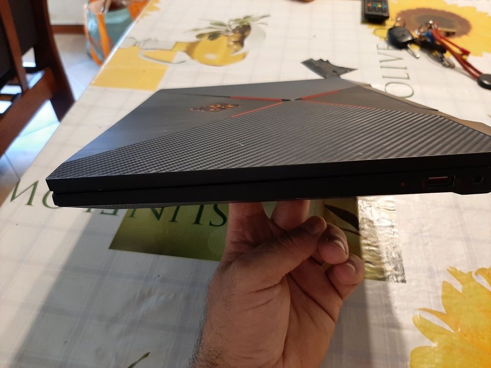 HP_ OMEN _15_dc29