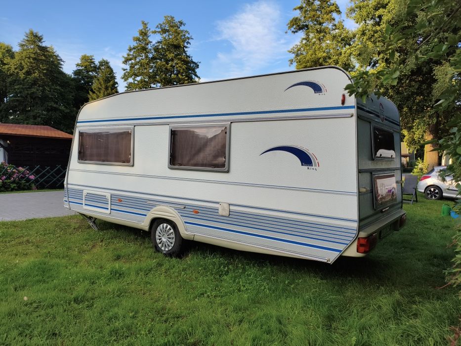 Przyczepa 4-6 os. z łóżkiem piętrowym