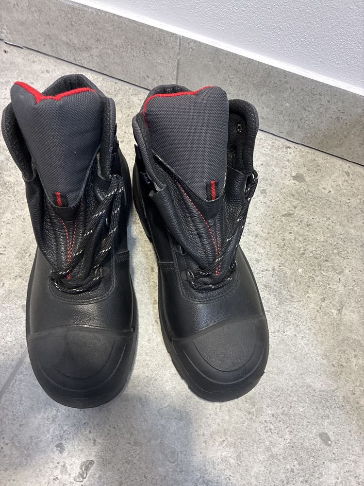 buty wysokie robocze uvex r42