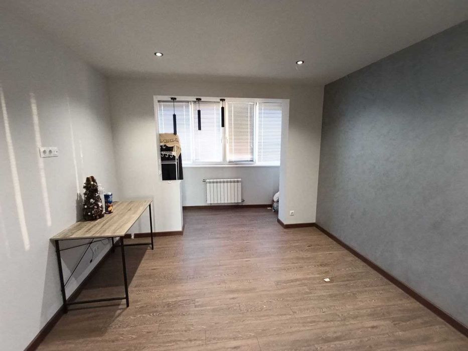 Видова 4-х кімнатна  ст. метро Індустріальна