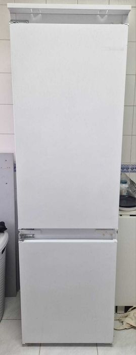 Frigorifico Indesit incastre Combinado