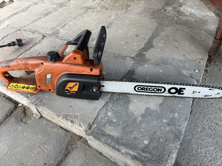 Pila elektryczna Faworyt HT-1800