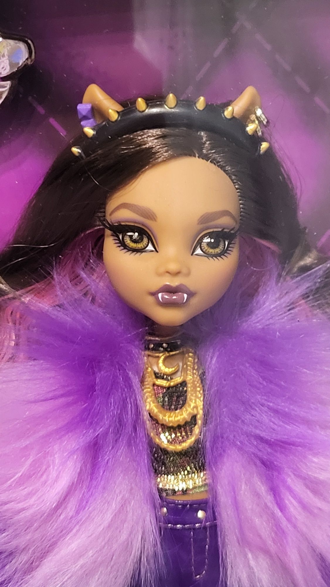 Clawdeen wolf HC