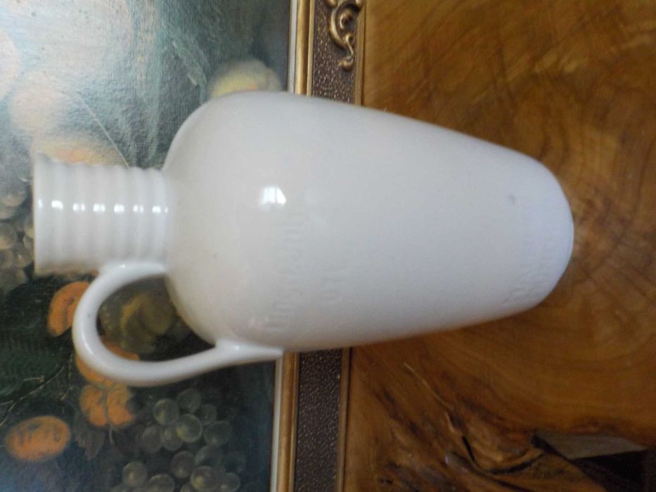 stary dzbanek porcelanowy poj. 0,7 litra