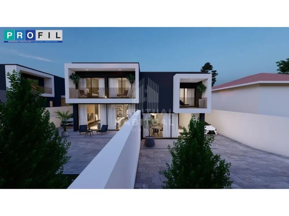 Lote De Construção Em Santoínho Com 310 M2