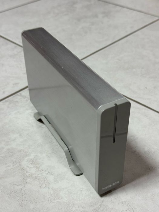 Caixa Toshiba para disco externo 3,5''