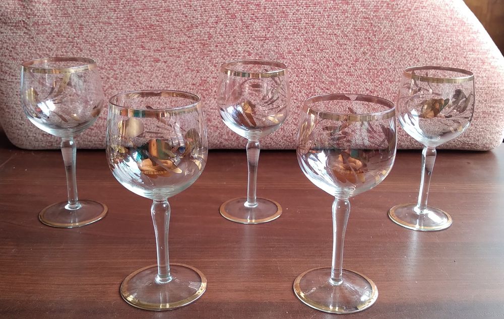 5 kieliszków do wina PRL