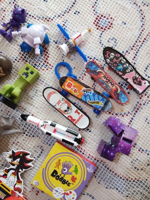 Lote de bonecos 5€