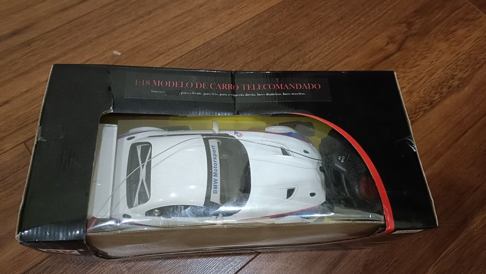 Carro telecomandado