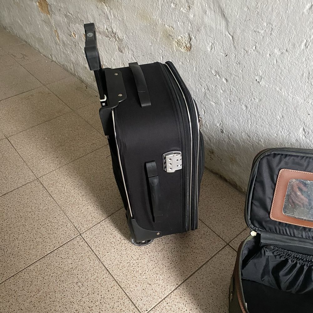 Mala de Viagem com Necessaire Vintage