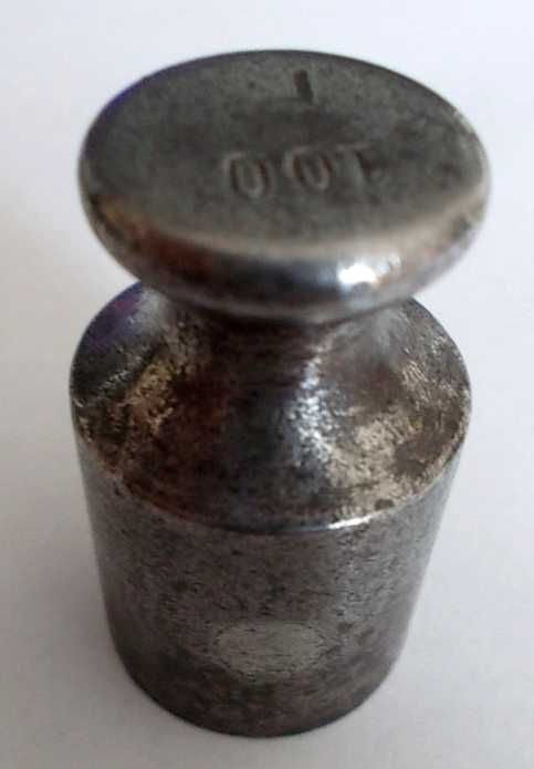 Mosiądz - zabytkowy odważnik handlowy - 100g (rosyjski)