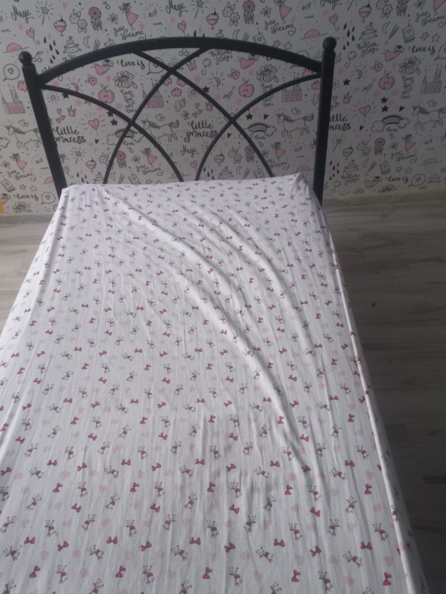 Łóżko młodzieżowe  90x200