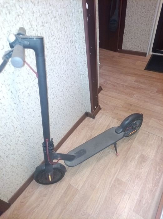 Продам самокат xiaomi 365