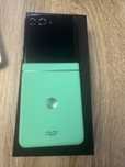 Sprzedam nowy, nie używany telefon Motorola Razr60 5G w zestawie z G35
